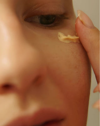 Šviesinantis dieninis ir naktinis akių kremas su kofeinu ir kofermentu Q10 Manilu - 2