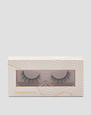 Bamm!lashes daugkartinio naudojimo 2d dirbtinės blakstienos ant juostelės Misterious Gal - 1