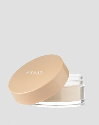 Fiksuojanti ir matinė biria ryžių pudra šviesiai smėlio spalvos