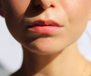 Braškių lūpų balzamas lūpų spalvai paryškinti ir blizgesiui suteikti Auna - 4