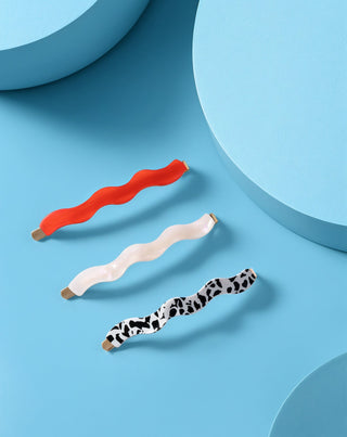 Banguojančių plaukų segtukų rinkinys raudonas, marmurinis, perlinis Twisty 3 vnt. - 2