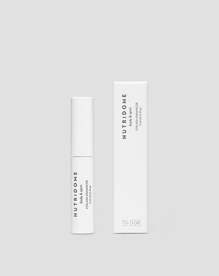 Nutridome tankinantis, ilginantis ir stiprinantis blakstienų gelis