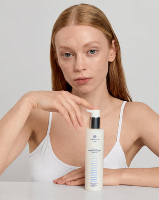 Micelinis vanduo makiažui valyti ir prausti jautriai bei į spuogus linkusiai odai su šlapalu, hialurono ir glikolio rūgštimis, 200 ml, Cleansing Orphica Clinic - 2
