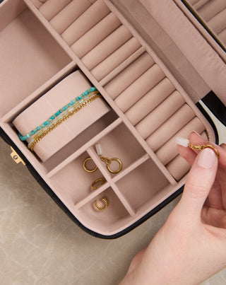 Didelė juvelyrinių dirbinių dėžutė su skyriais, ritinėliais ir veidrodėliu, juoda Mys_1 - 2