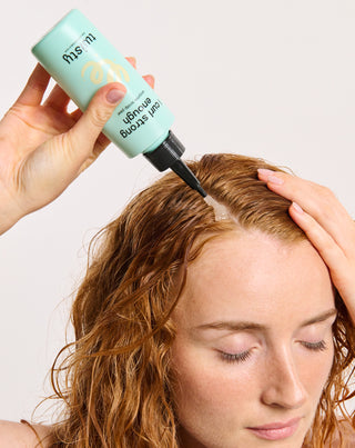 Rinkinys: silikoninis masažuoklis + enzimnis šveitiklis „Twisty“ – galvos odos valymui ir mikrocirkuliacijos stimuliavimui - 2