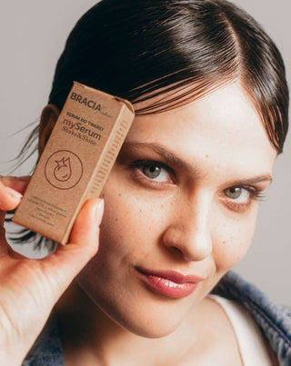 Skaistinantis veido serumas su vitaminu C ir skvalano Shake&amp;Shine Bracia Mydlarze