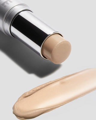 Aggie natūralios spalvos skaistalų pieštukas su traukmedžio sviestu ricinos aliejumi brandžiai odai 50+ - 2