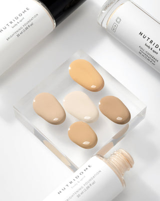 Nutridome skaistinantis drėkinamasis makiažo pagrindas su hialurono rūgštimi sausai ir normaliai odai (01 Porcelain) - 2