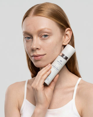 Priešraukšlinis dieninis kremas su salicilo ir azelaino rūgštimis nuo trūkumų Anti-Acne Orphica Clinic 50 ml - 3