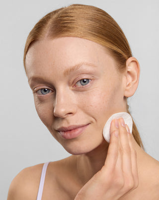 Tonikas veidui nuo spuogų su niacinamidu ir azelaino rūgštimi Anti-Acne Orphica Clinic 200 ml